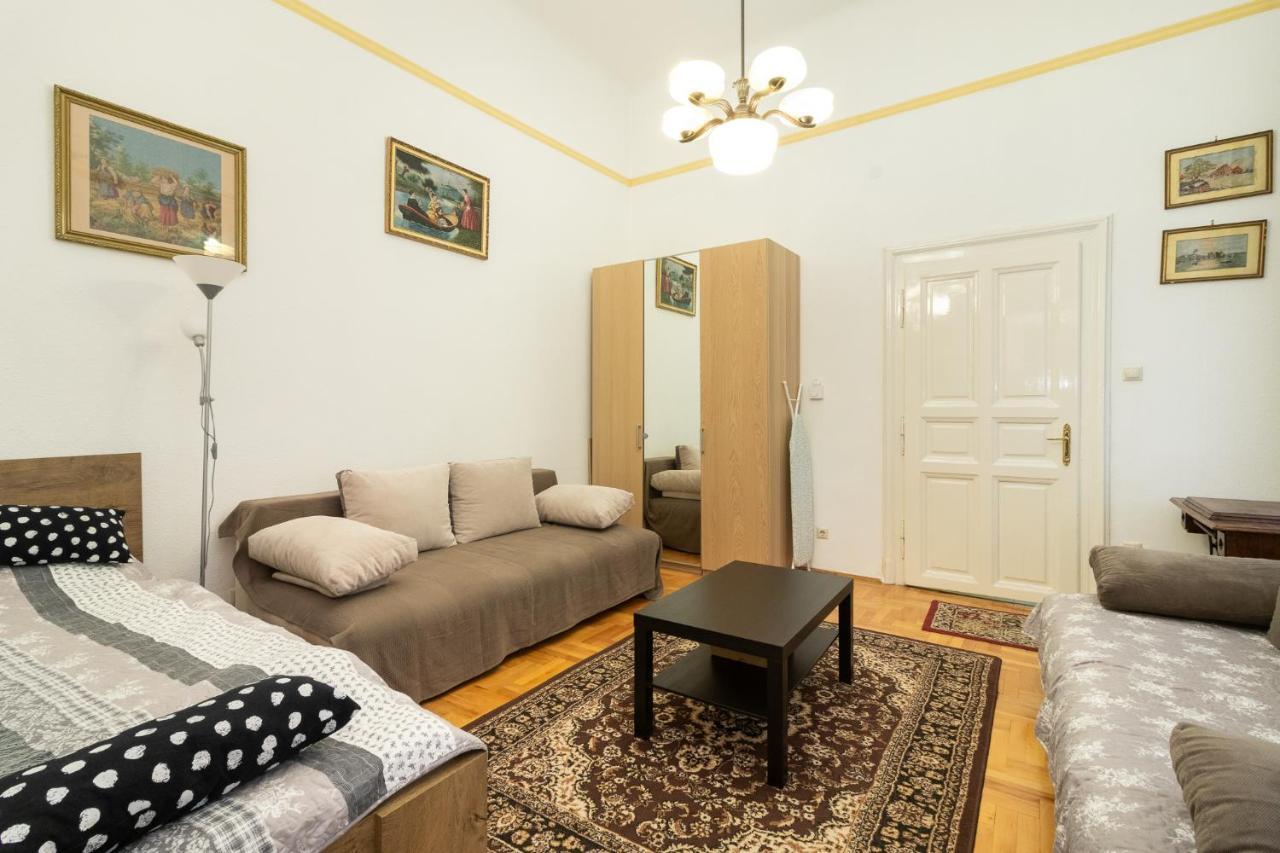 Rakoczi Apartman Lägenhet Budapest Exteriör bild