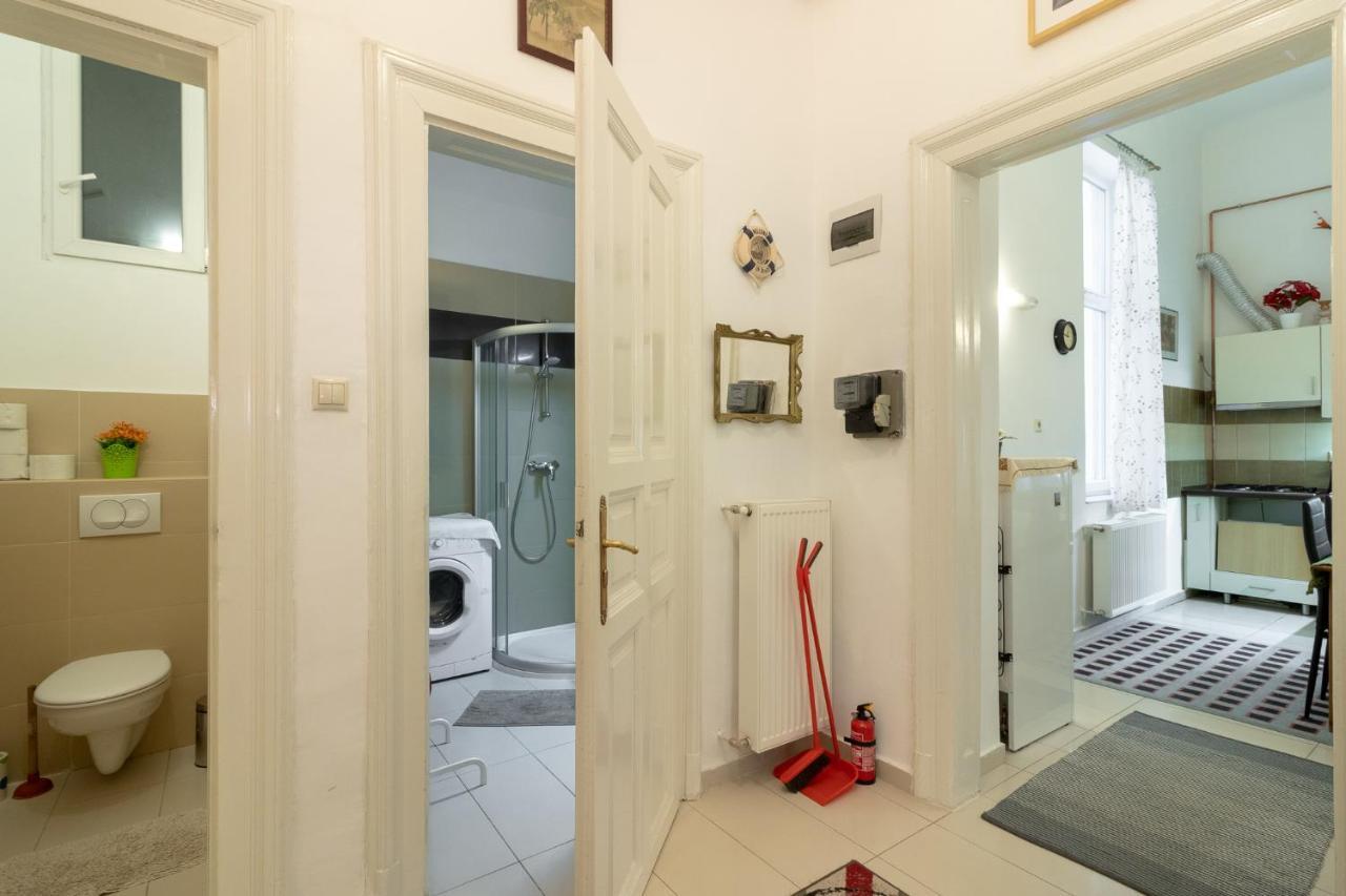 Rakoczi Apartman Budapest Exteriör bild